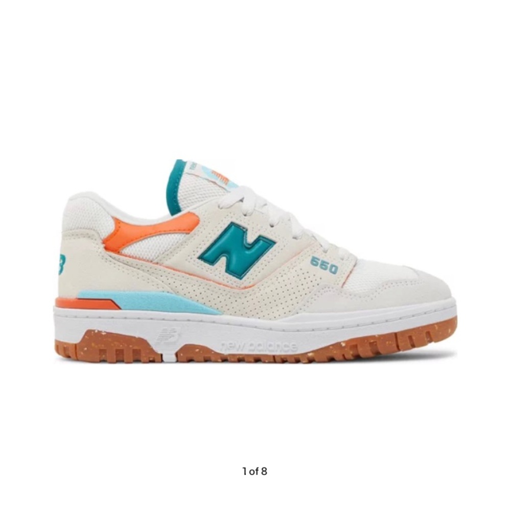 NEW BALANCE 550’s womens size 8, brand new with tags, never worn